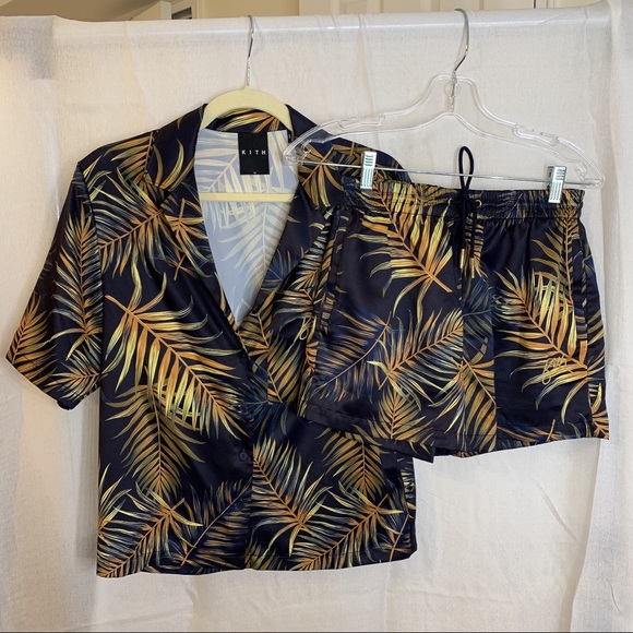 Kith Silk Pajama Leaf Set - Picture 5 of 11